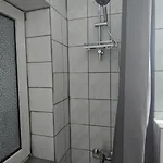 Horsti Apartment *